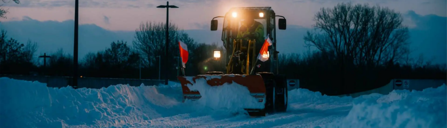 Winterdienst, maschinell Schnee räumen, Iseki